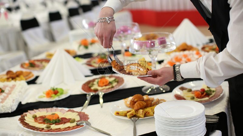 休闲食品批发：揭秘一件代发的价格之谜**
