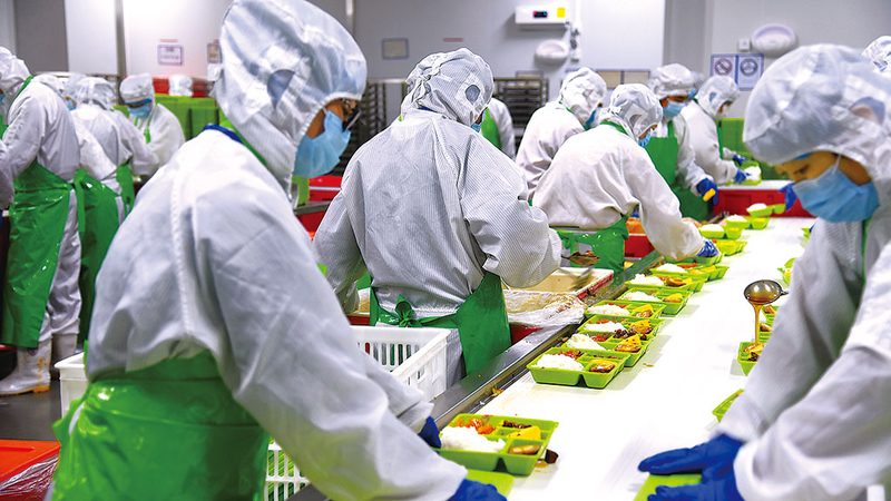 优质供应商是保证食品质量的关键。在筛选供应商时，可以从以下几个方面进行：