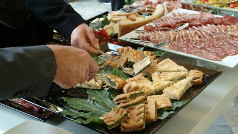 食品招商价格表加盟条件揭秘：如何规避加盟陷阱